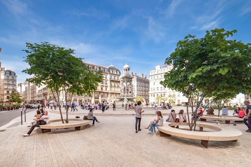 actus_lyon_fontaine_jacobins_ambiance_delphine2lyon.jpg